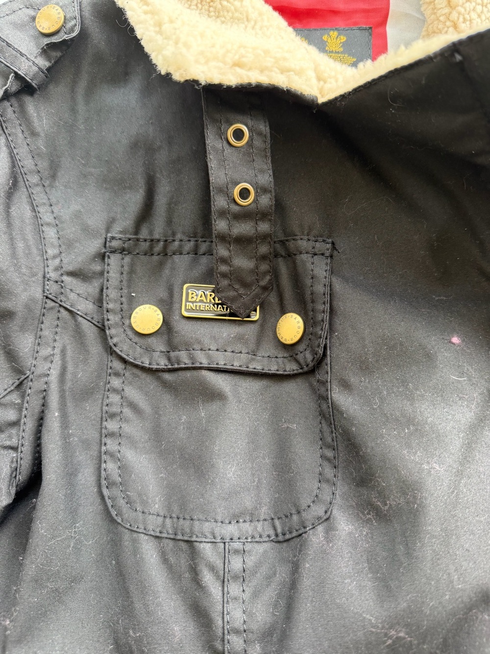 Barbour Black Utility Jacket with Cream Sherpa Collar - Picture 5 of 6